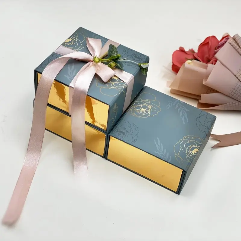 Hộp Quà Tặng Cao Cấp Sang Trọng Trong Các Dịp Lễ