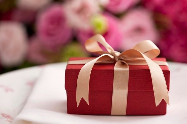 40+ món quà sinh nhật ý nghĩa tặng vợ