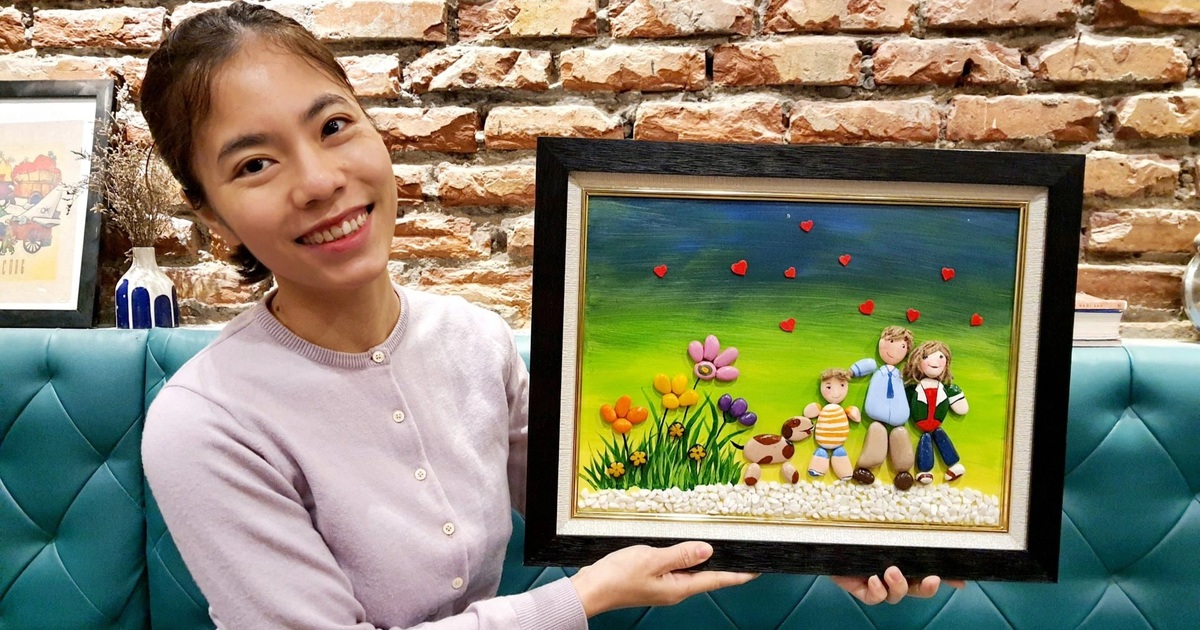 Cô gái Hà Nội "thổi hồn" vào sỏi, đá tạo thành loạt tranh sống động, đẹp mê  | Báo Dân trí