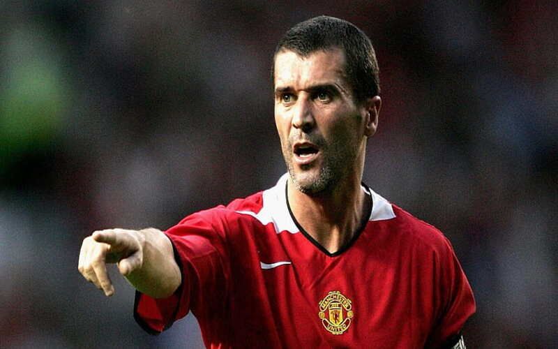 Đội trưởng huyền thoại của MU: Bobby Charlton đầu tiên