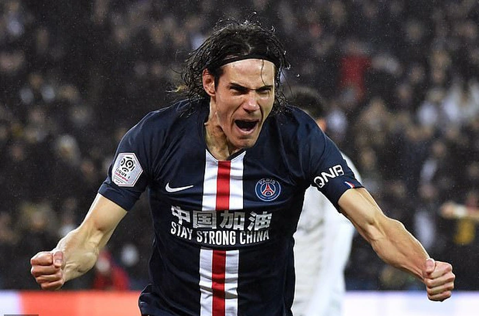 Edinson Cavani: Hành Trình Vĩ Đại của Tiền Đạo Uruguay