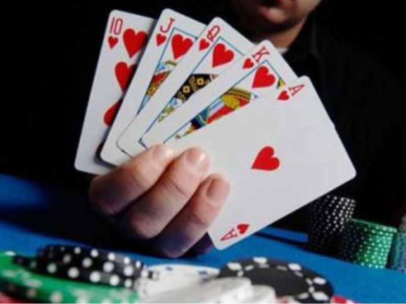 6 Đôi Có Tới Trắng Không? Giải Đáp Thắc Mắc Cùng Five88