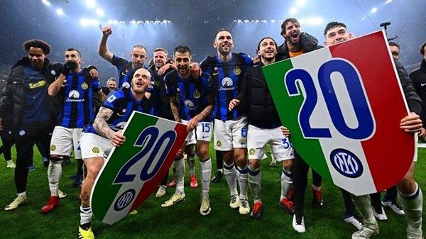 Scudetto là gì? Khám phá biểu tượng danh giá của bóng đá Ý.