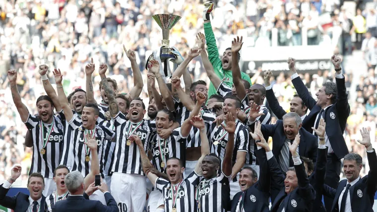 Scudetto có nghĩa là gì? Đội nào giành được nhiều danh hiệu Serie A nhất trong lịch sử?