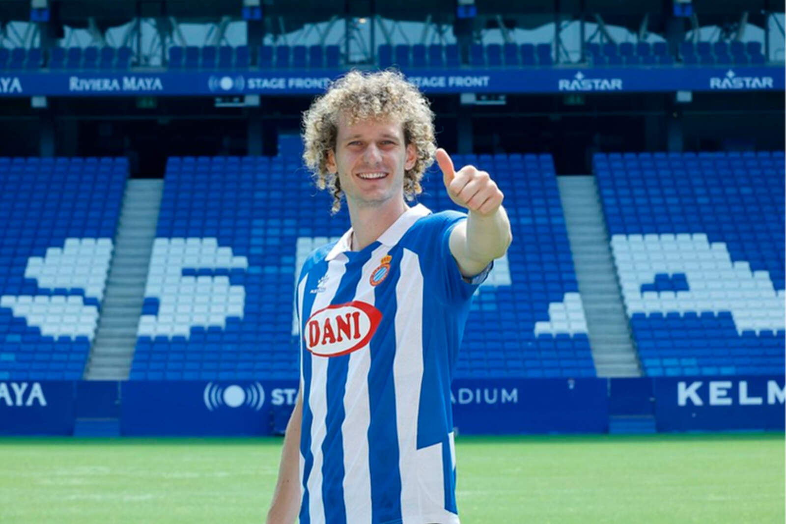 Tiểu sử cầu thủ Alex Král của câu lạc bộ Espanyol