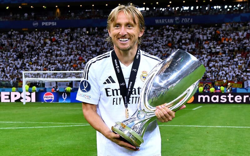 Top 9 tiền vệ xuất sắc nhất lịch sử World Cup