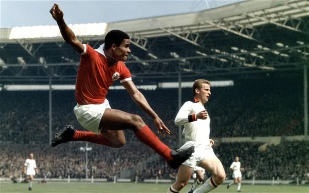 Tiểu sử Eusébio – Cầu thủ bóng đá châu Phi vĩ đại nhất mọi thời đại