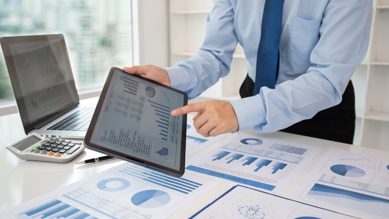 Tài trợ là gì?