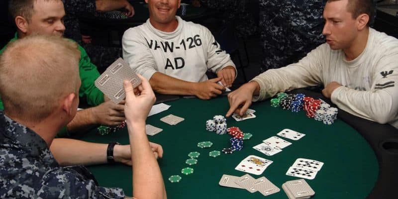 Tiết lộ hơn 5 chiến lược chơi poker tuyệt vời giúp bạn trở thành bậc thầy poker.