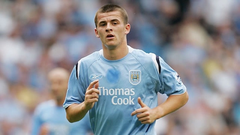 Cầu thủ Joey Barton không sở hữu tài năng quá lớn Cầu thủ Joey Barton - Gã côn đồ bất hảo của nước Anh