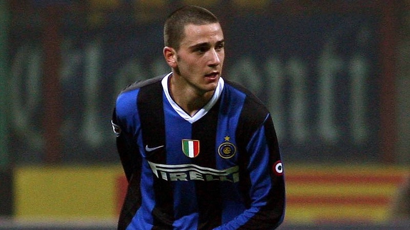 Cầu thủ Leonardo Bonucci đã phải rất nỗ lực trong thời gian đầu sự nghiệp của mình Cầu thủ Leonardo Bonucci - Huyền thoại thù ghét bà đầm già