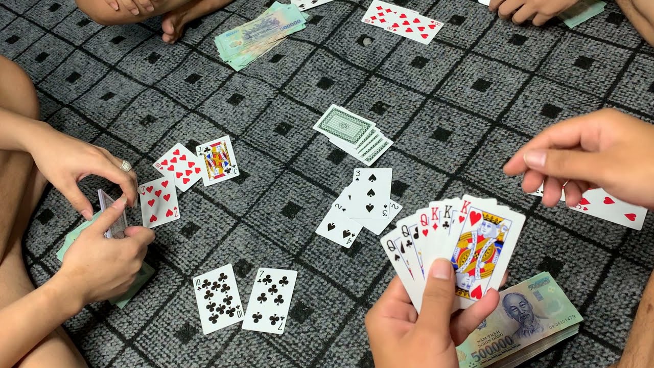 Phỏm Tứ Cường 5-10-15 Ù 30 Tính Toán Kinh Khủng - Cách Lấy Bài Phỏm Bịp  Siêu Đẹp - YouTube