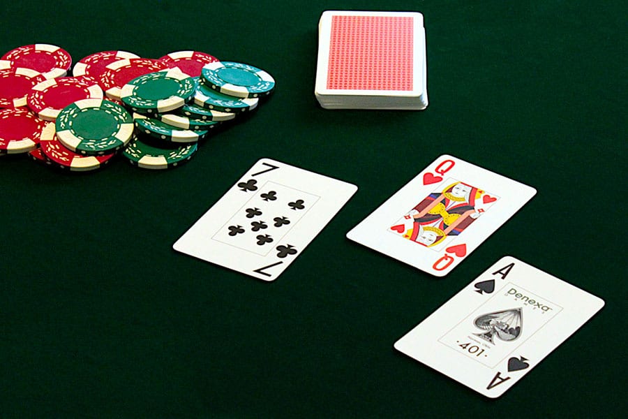 Hướng Dẫn Luật Poker 3 Lá Chi Tiết Và Cách Chơi Hiệu Quả Nhất